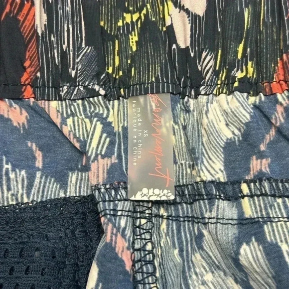 NWT Free People Movement In The Wild Printed Shorts Supernova Combo Size XS - Picture 5 of 8